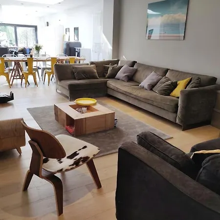 Maison Spacieuse Et Cosy 7 Personnes * Estaimpuis