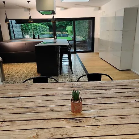 Villa Maison Spacieuse Et Cosy 7 Personnes Estaimpuis
